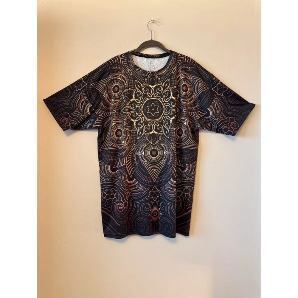 Threyda Art Apparel XXL Rose Gold Lotus Mandala Graphic Tee